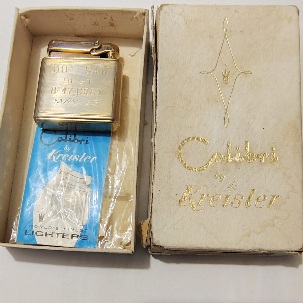 Gold Colibri Lighter with Box